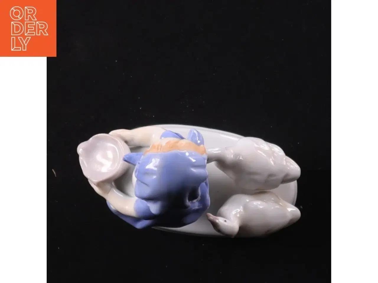 Billede 5 - Porcelænsfigur af pige med gæs (str. 10 x 12 x 5 cm)