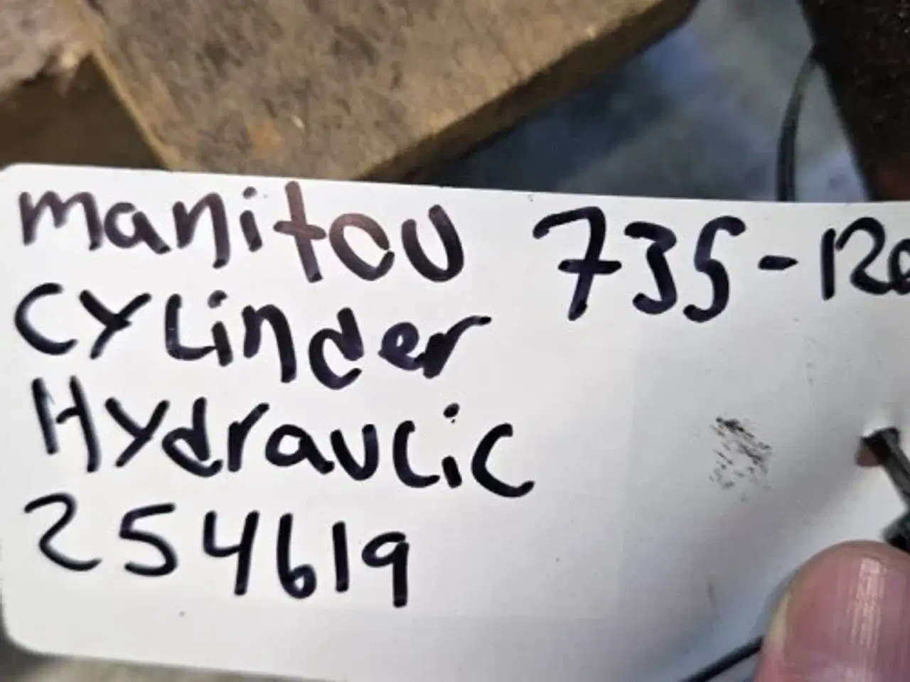 Billede 5 - Manitou 735-120    Hydraulikcylinder  254619