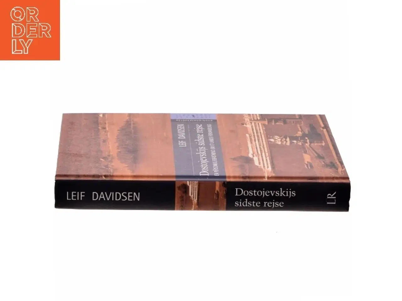 Billede 2 - Dostojevskijs sidste rejse : en personlig beretning om et lands forvandling : rejseerindringer af Leif Davidsen (Bog)