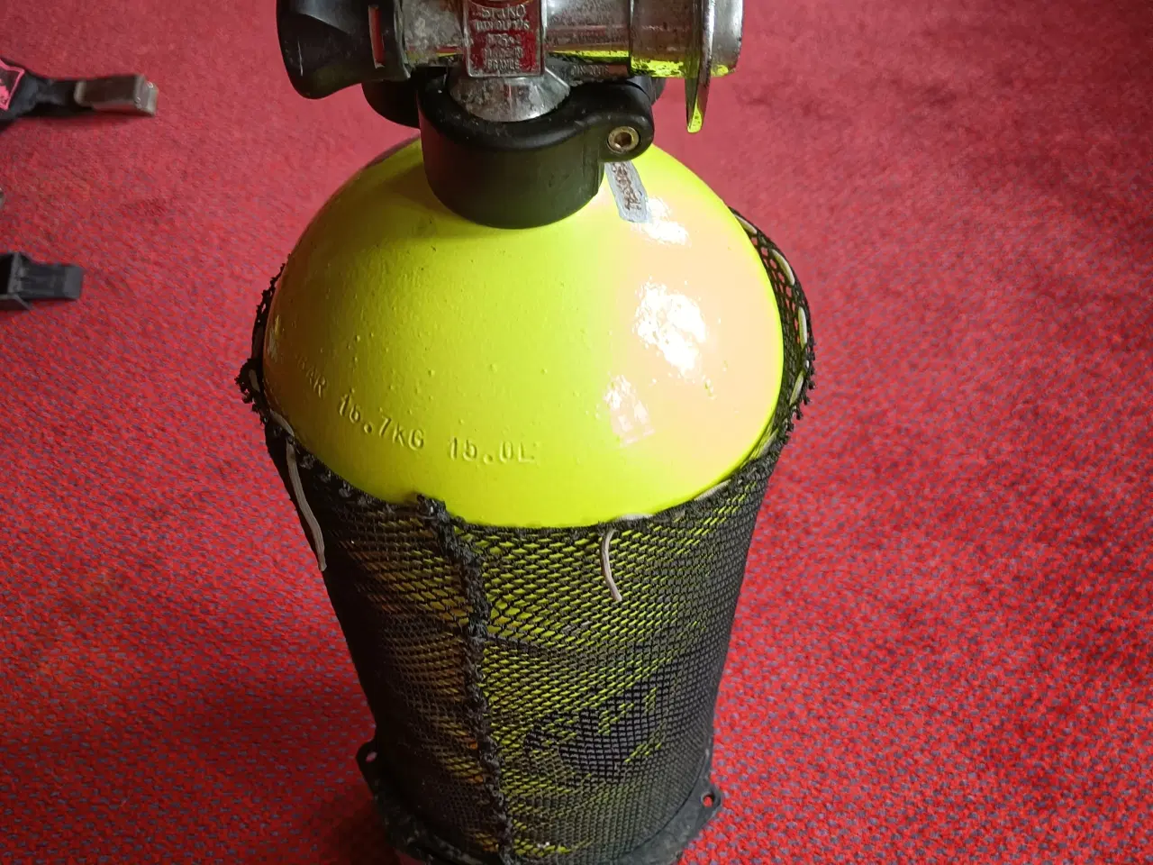 Billede 1 - Dykkerflaske 15 L nytrykprøvet, div dykker udstyr 