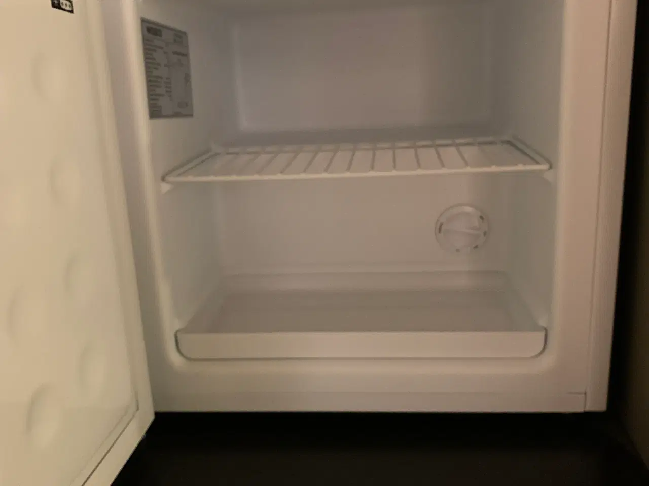 Billede 2 - 1 år gammel fryser - 31 liter