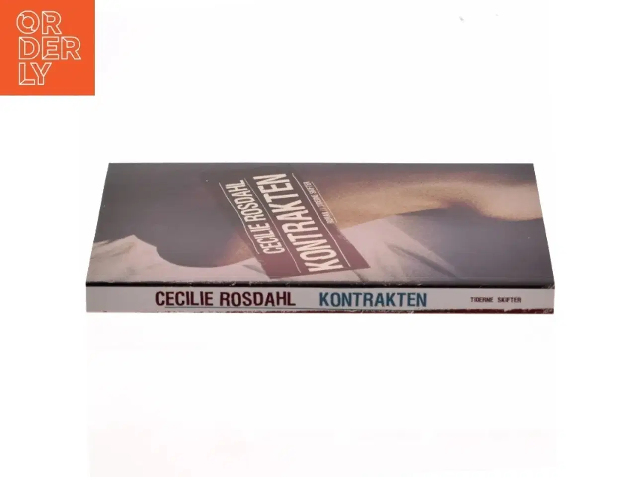Billede 2 - Kontrakten : roman af Cecilie Rosdahl (Bog)