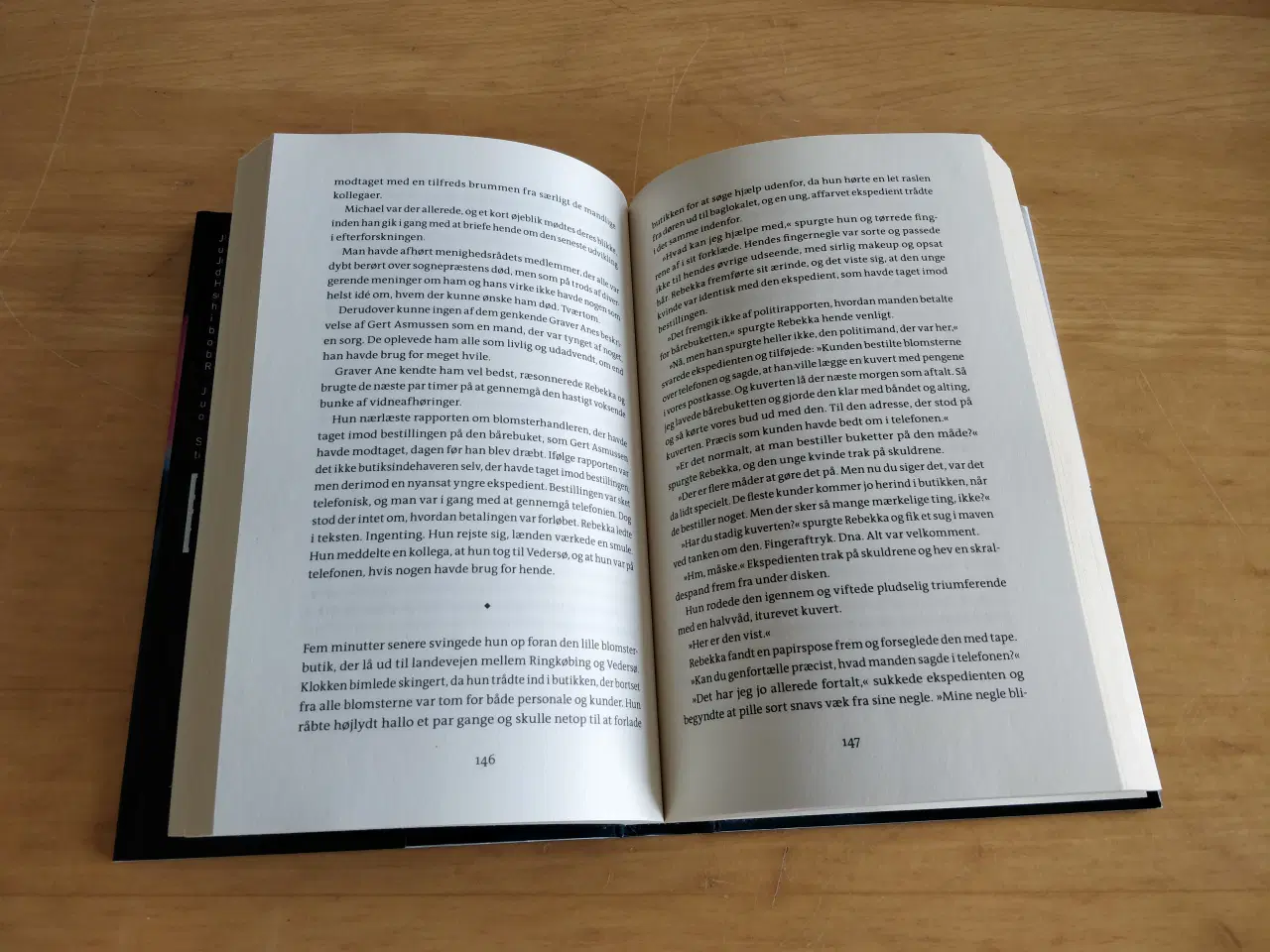 Billede 3 - Farlig fortid, Julie Hastrup