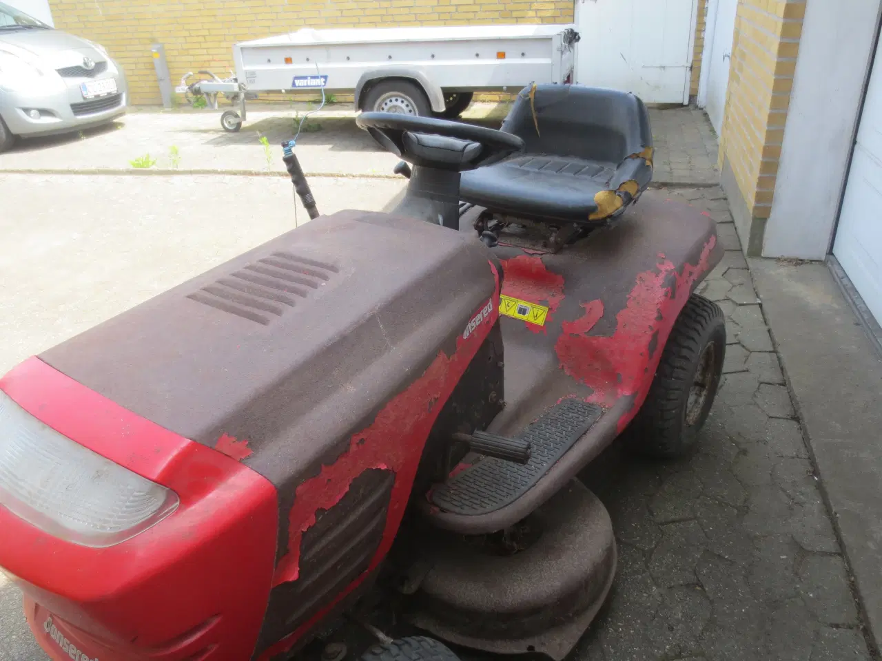 Billede 3 - 1 stk Havetraktor Jonsered Model LT 2112