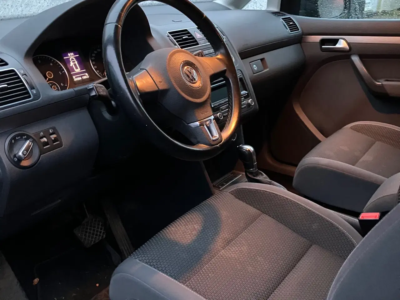 Billede 11 - TOURAN, 1 .6 TDI BMT 105 HK 7 gear DSG 7 sæder