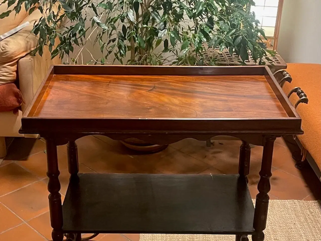 Billede 1 - ÆGTE VINTAGE SERVERINGSVOGN. NU NEDSAT!