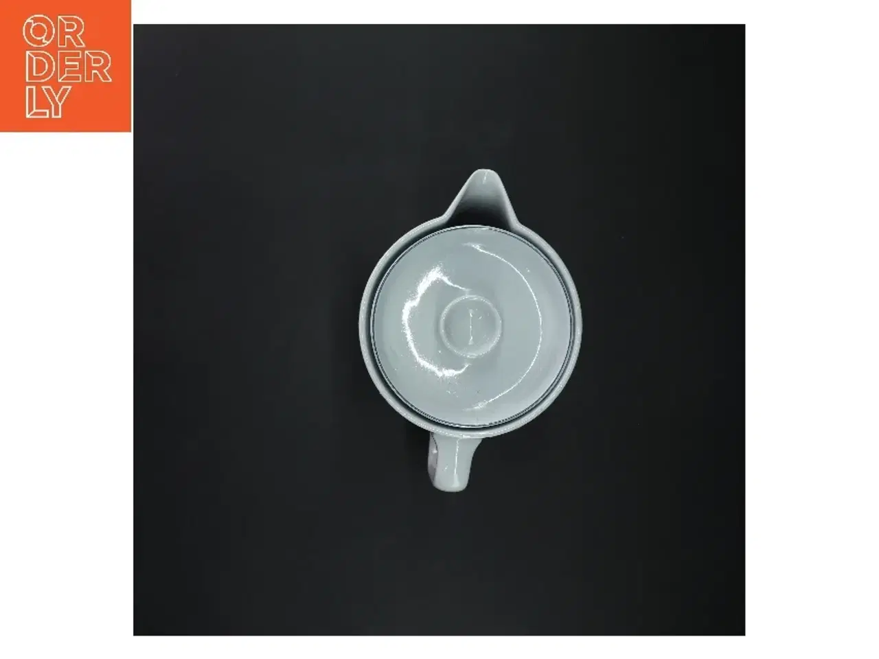 Billede 4 - Hvid kande med låg fra blå kant (str. 15 cm)