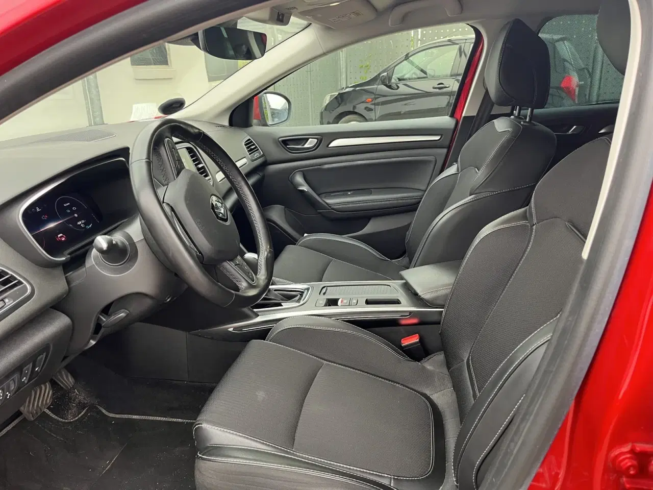Billede 9 - Renault Megane IV 1,6 E-Tech Intens Sport Tourer