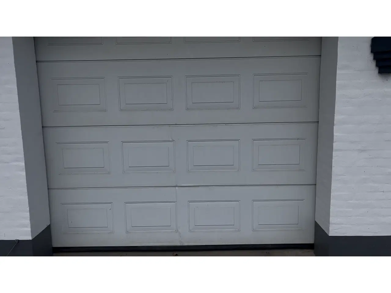 Billede 1 - Ledhejseporte med automatik