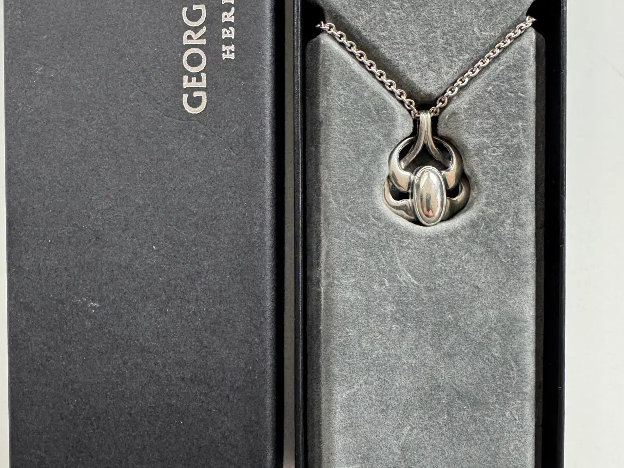 Billede 1 - Georg Jensen årssmykke 2006 i Sterling sølv