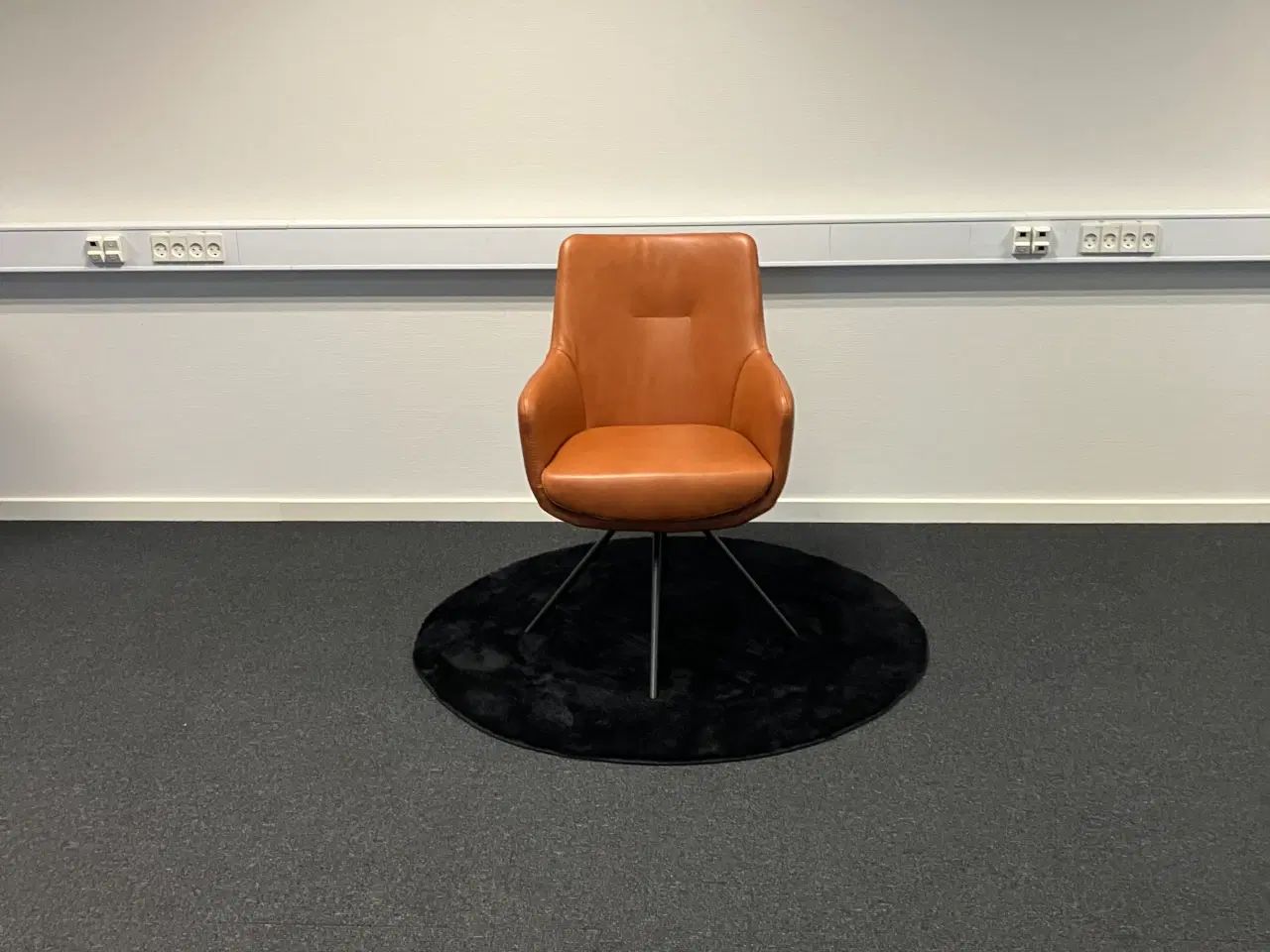 Billede 1 - Elegant hollandsk design stol (SPAR KR. 4.500,-)