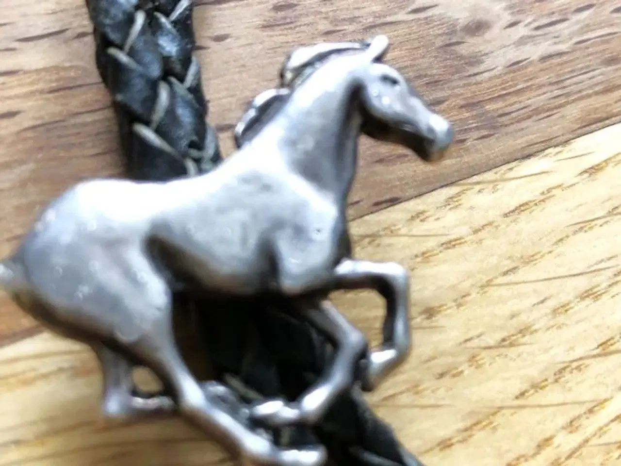 Billede 4 - WESTERN-SLIPS med hest - sølv og læder
