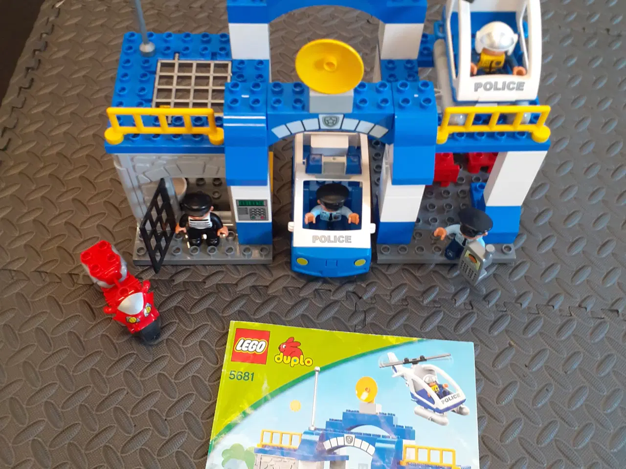 Billede 1 - LEGO Duplo 5681, Politistation