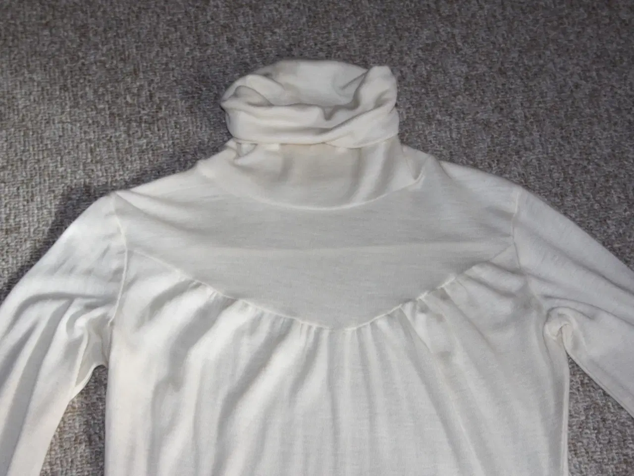 Billede 3 - Message bluse / kjole str. M 70% acrylic 30% wool