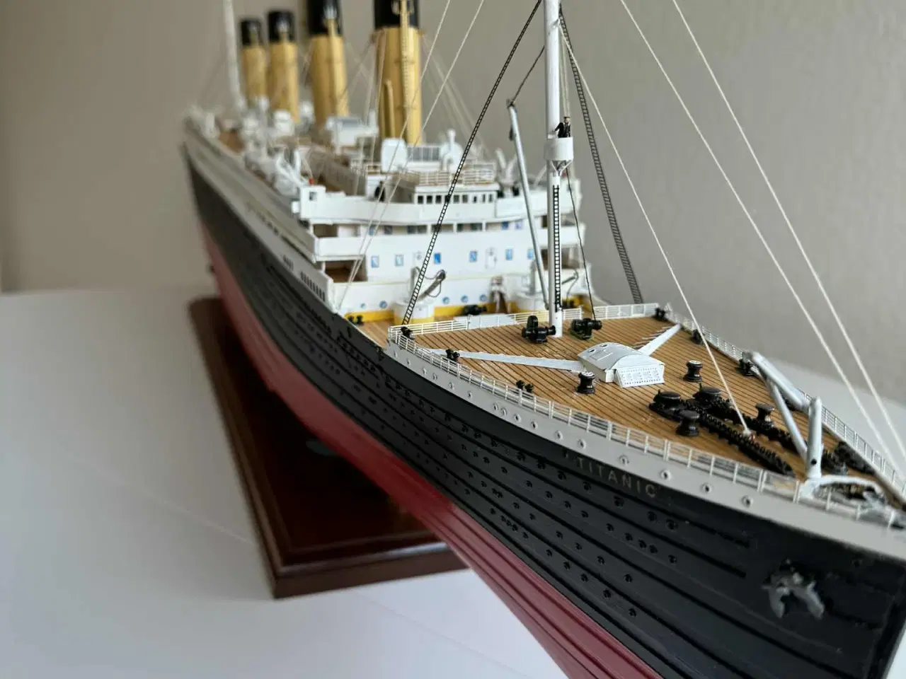 Billede 3 - Modelskib af Titanic