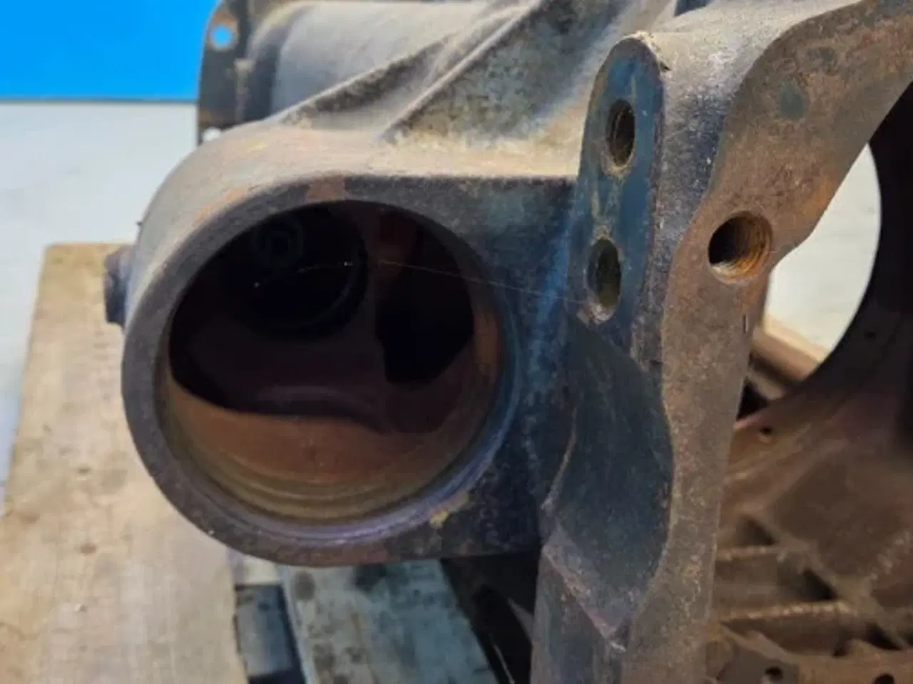 Billede 21 - Ford 7740 Gearkassehus F0NN7005AH