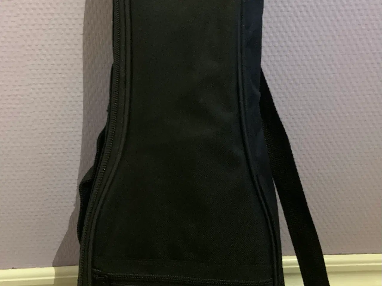 Billede 2 - Børne guitar med taske og afstemmer