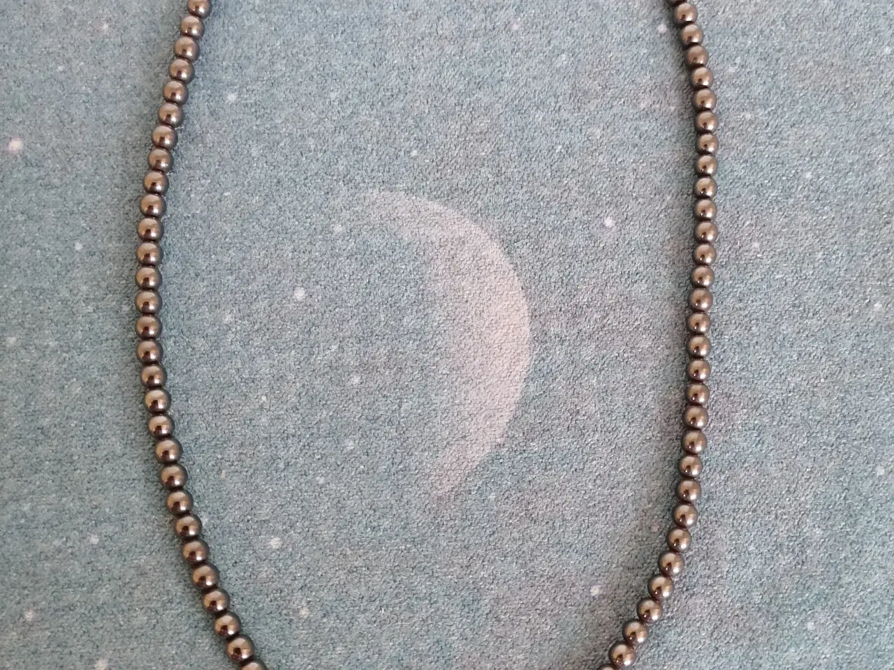 Billede 1 - Smuk Blodstens Halskæde med Sølvhjerte