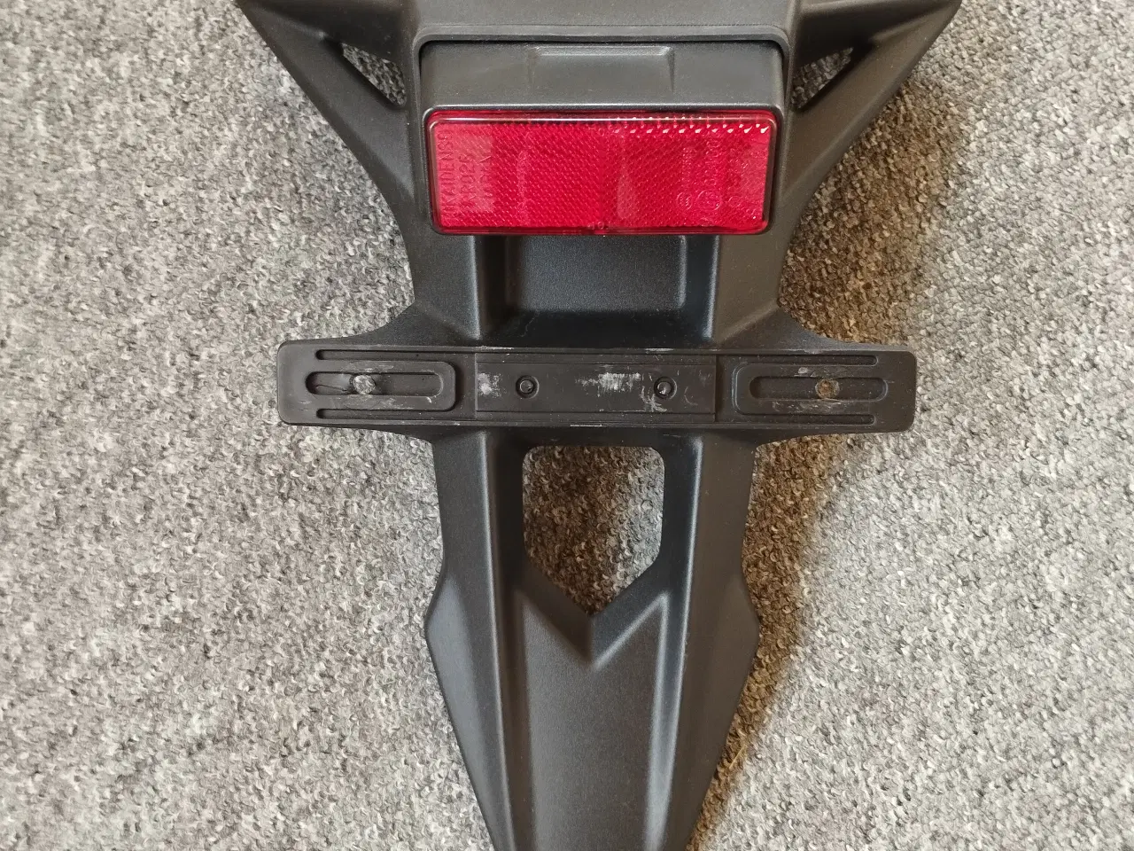 Billede 1 - bagstykke til Suzuki GSX 1000 R K 7/8 