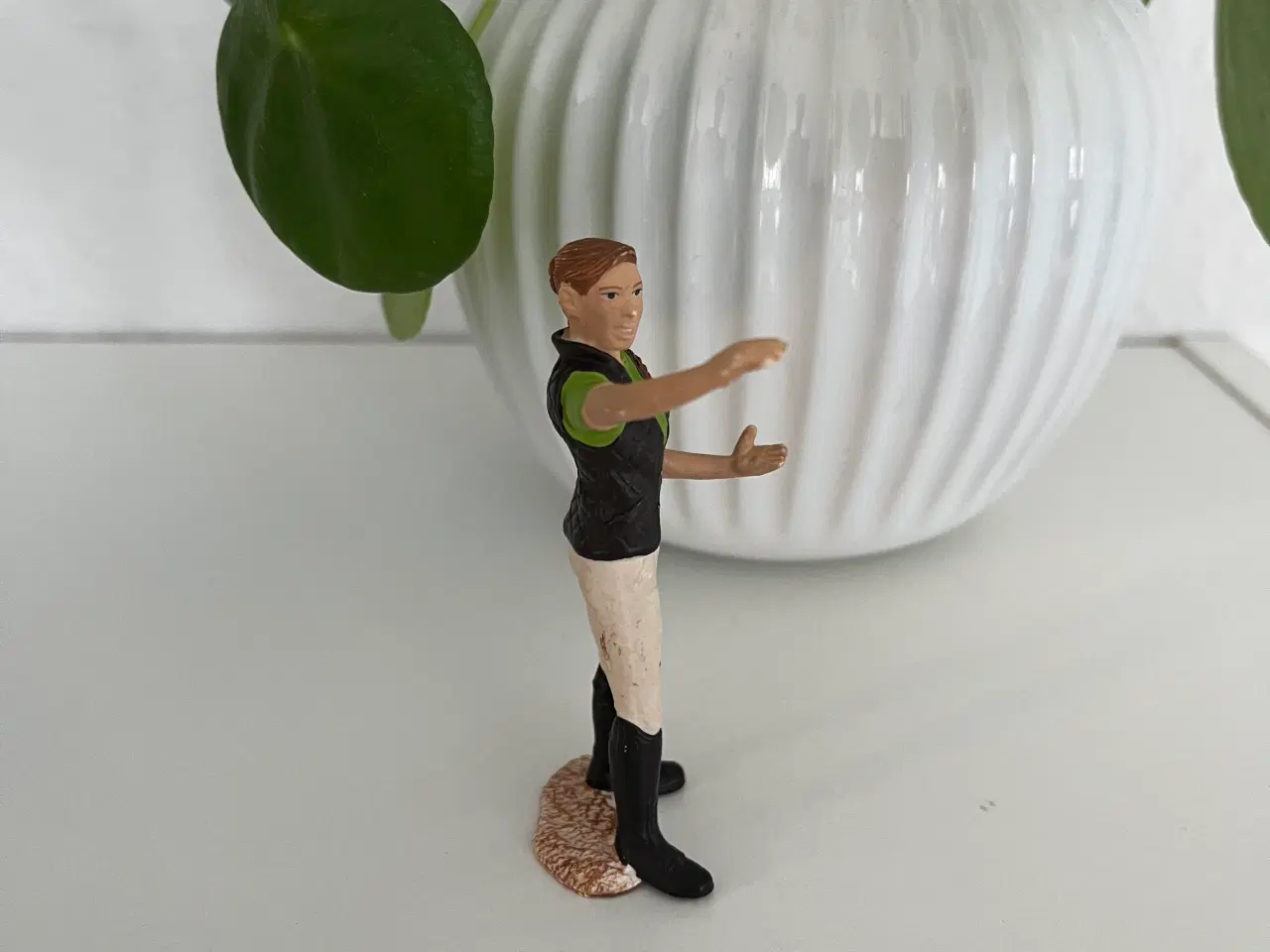 Billede 2 - Schleich dame