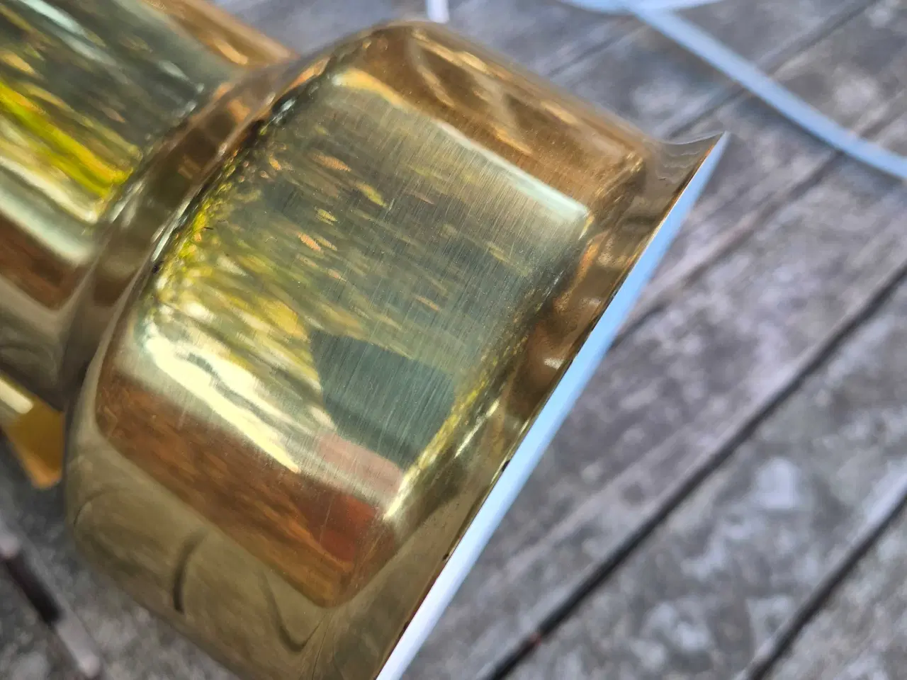 Billede 8 - Væglampe i flot skinnende messing