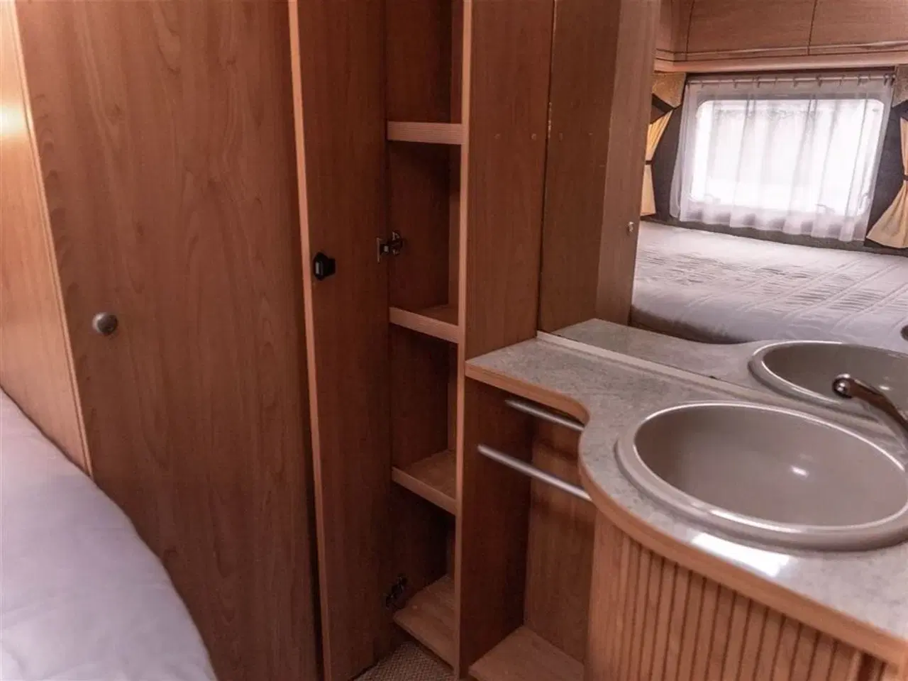 Billede 16 - 2003 - Bürstner Ventana 550 TK Stor og flot familievogn