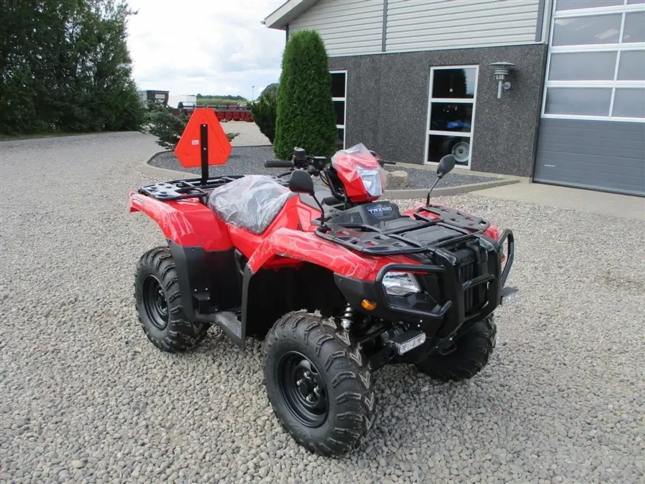 Billede 16 - Honda TRX 520 FA Traktor. STORT LAGER AF HONDA ATV. Vi hjælper gerne med at levere den til dig, og bytter gerne. KØB-SALG-BYTTE se mere på www.limas.dk