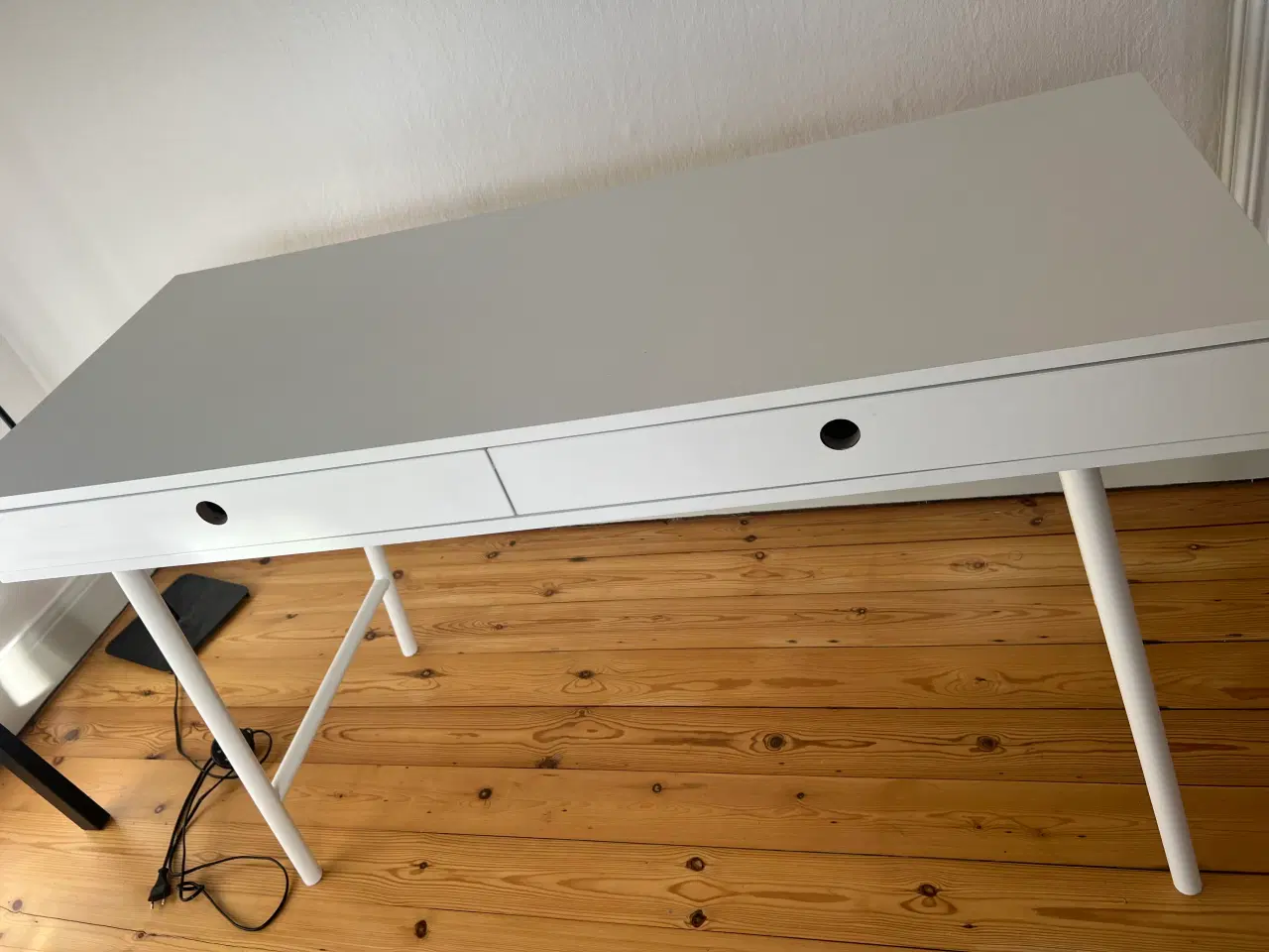 Billede 3 - Makeupbord