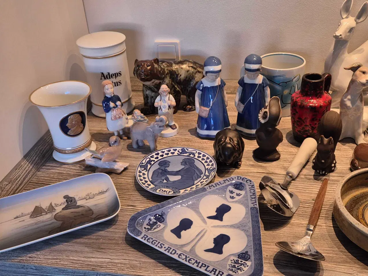 Billede 2 - Kræmmer/loppe kasse 