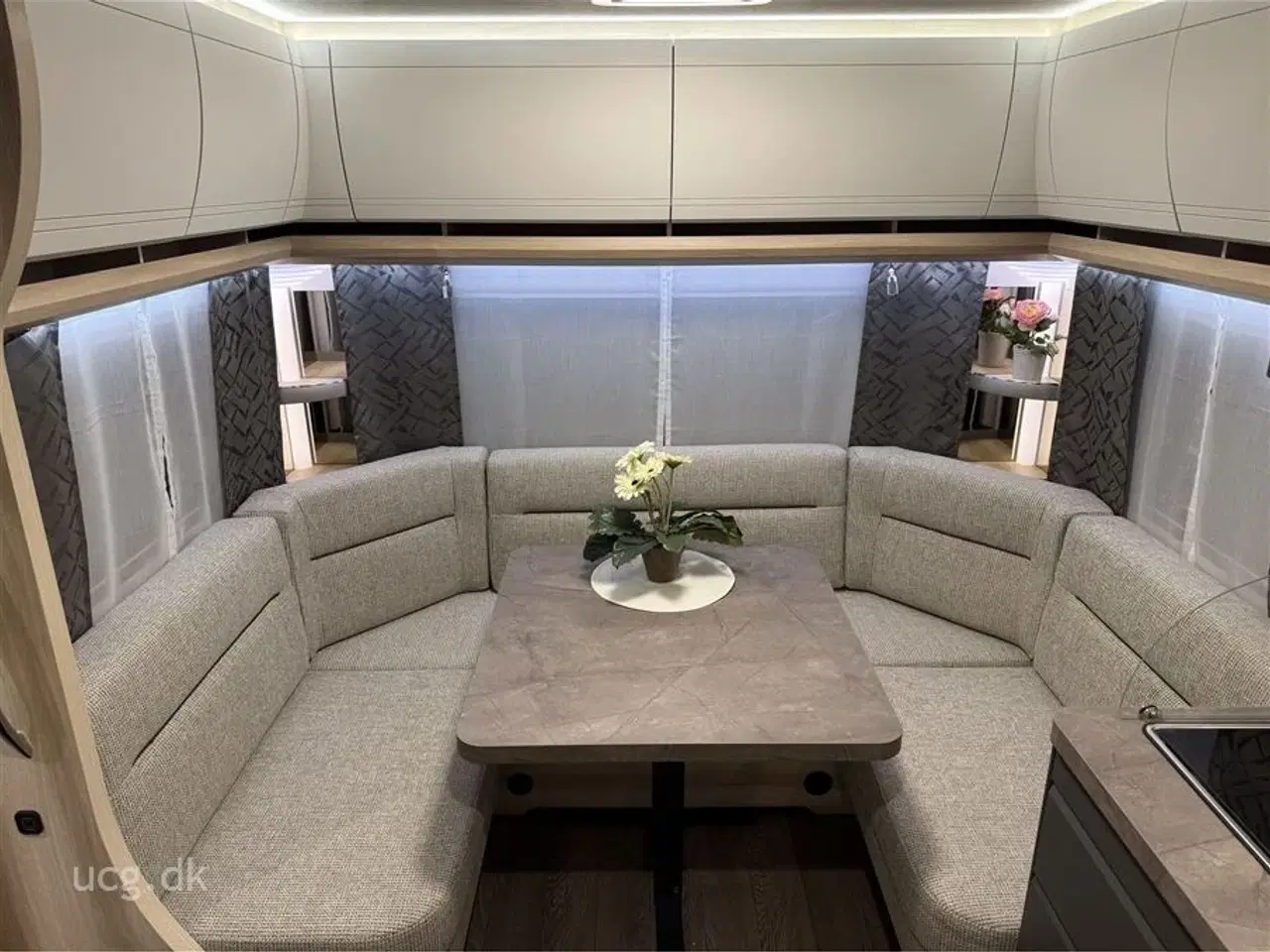 Billede 7 - 2025 - Hobby De Luxe 460 UFe   Prisen er inkl. klargøring, gastest, fugttest, syn og nummerplade.