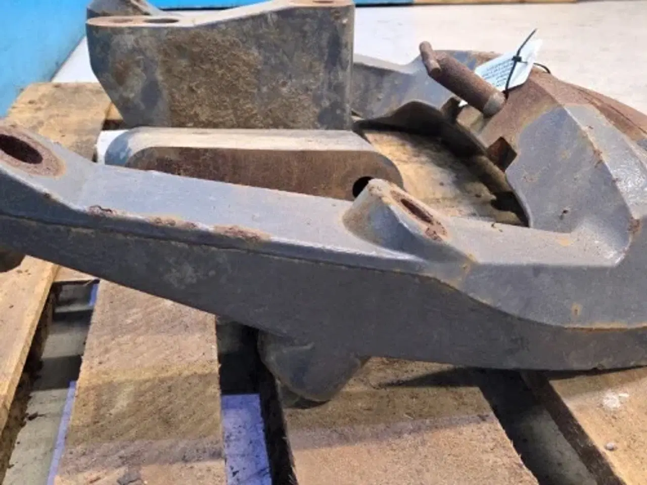 Billede 9 - New Holland TM 165 Vægtklods Sæt 82016365