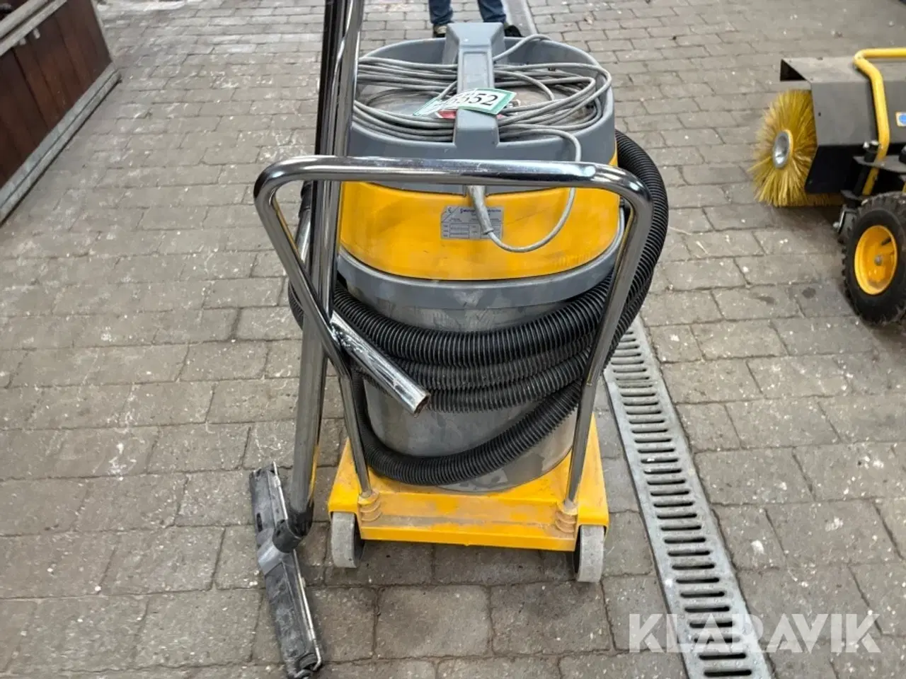 Billede 3 - Industristøvsuger Dan-vac As59 våd og tør