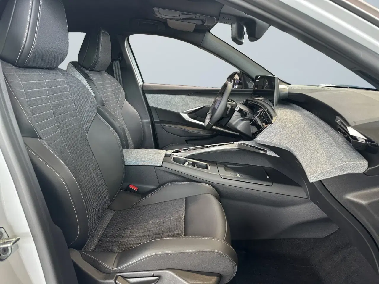 Billede 15 - Peugeot e-3008 77 Allure