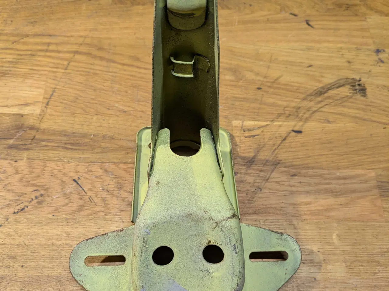 Billede 5 - Baglygteholder til Yamaha FS1