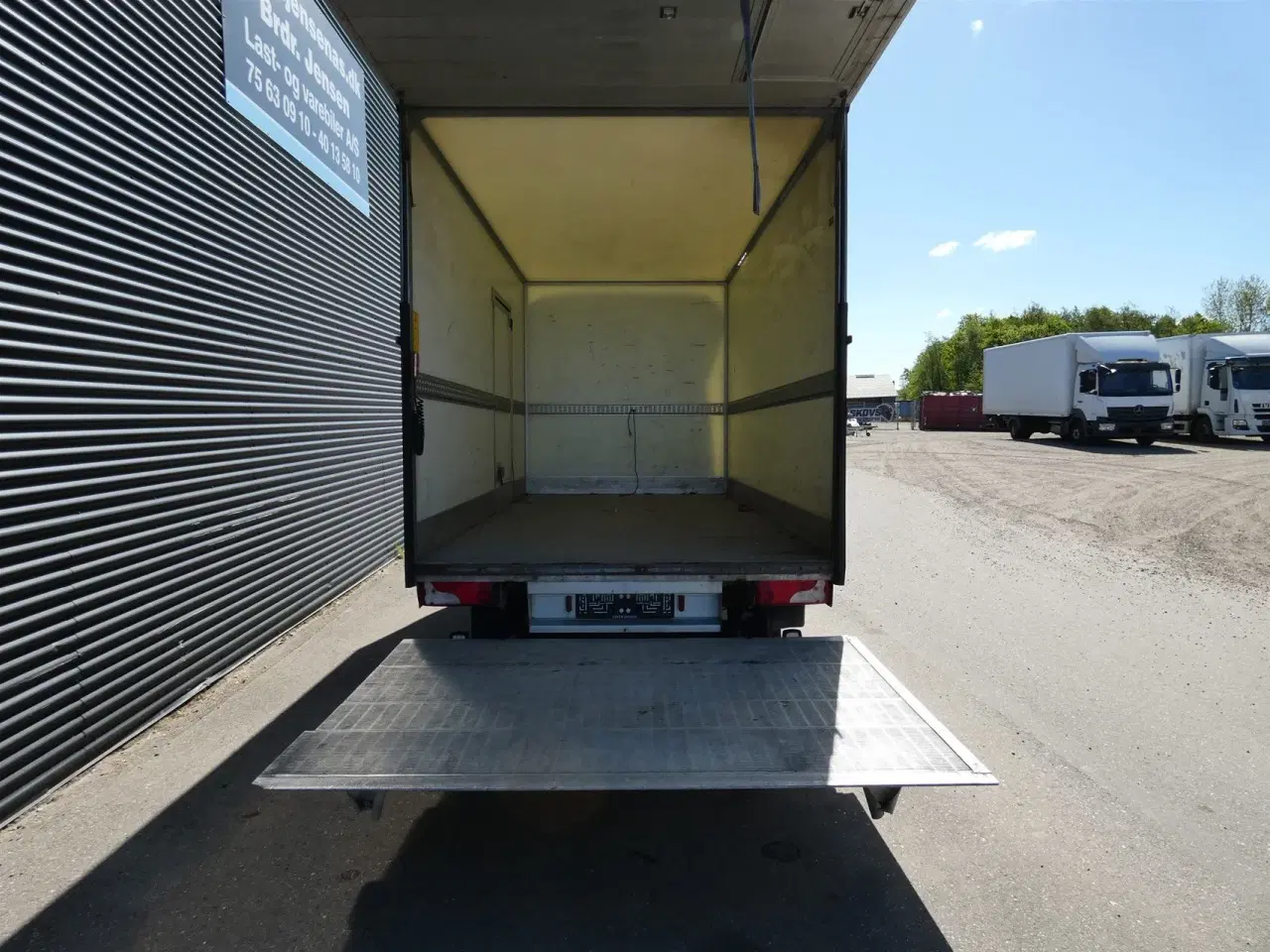 Billede 8 - Mercedes-Benz Sprinter 316 2,1 CDI Alu.kasse m./lift RWD 163HK Ladv./Chas. Aut.