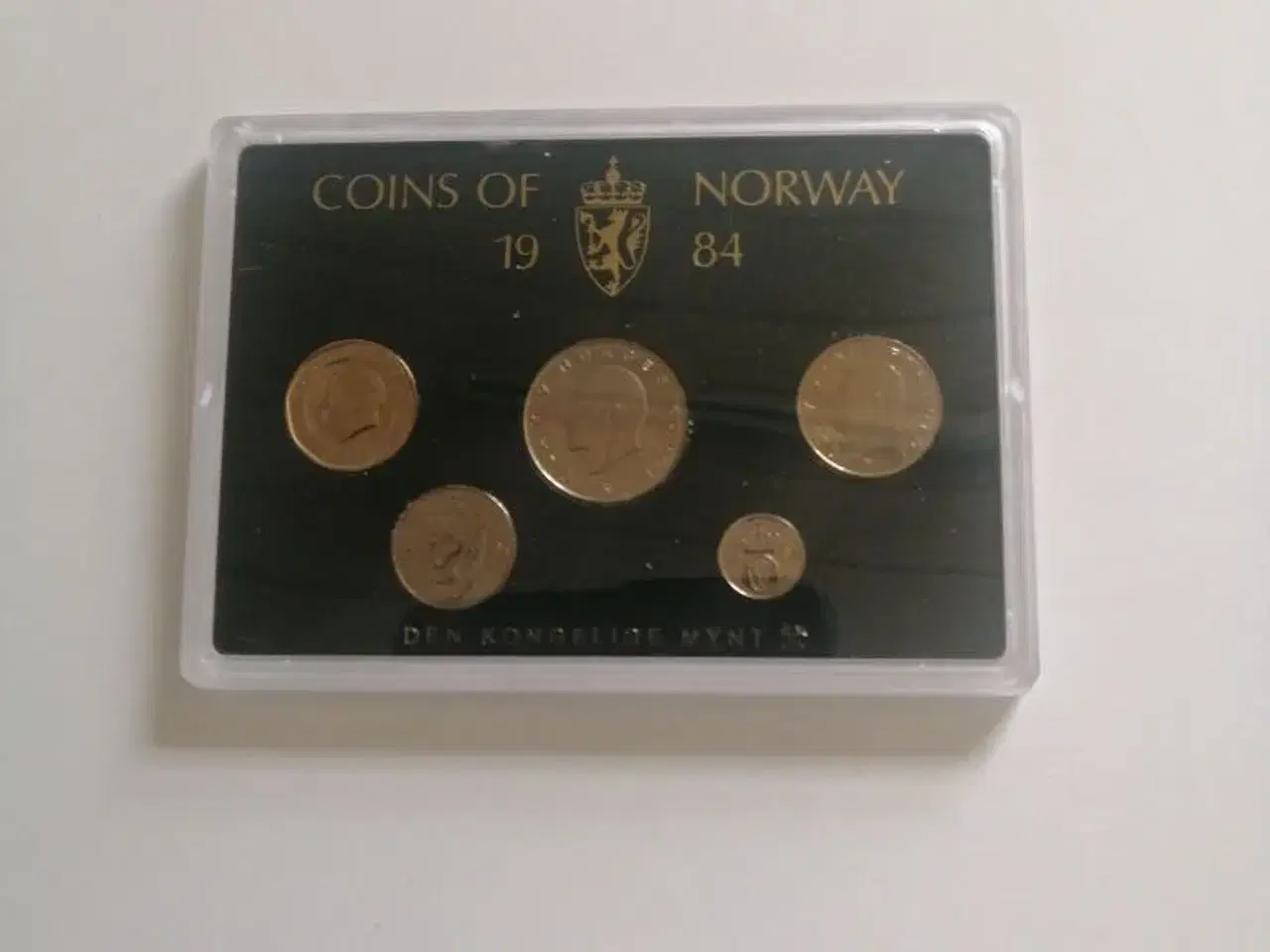 Billede 2 - Norge møntsæt kom med et bud.