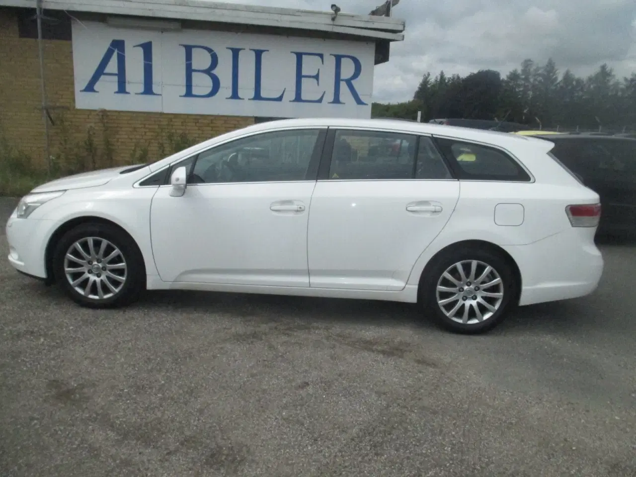 Billede 1 - Toyota Avensis 1,8 VVT-i T1 stc.