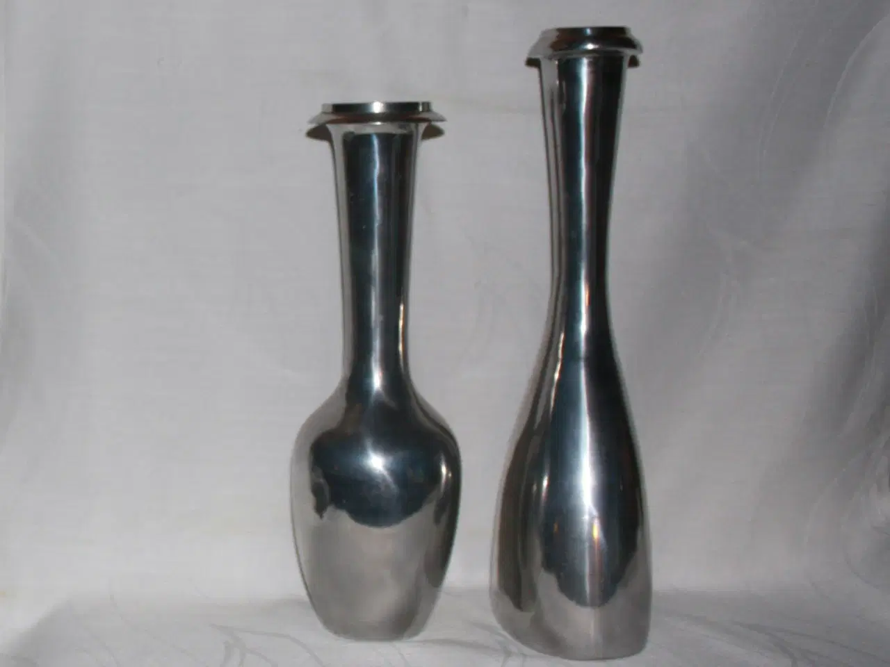 Billede 1 - 2 vaser af rustfrit stål