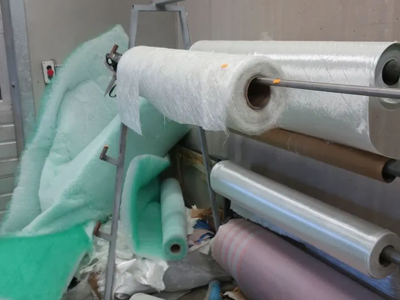 Billede 2 - Stativ til ruller inkl. div. glasfiberruller