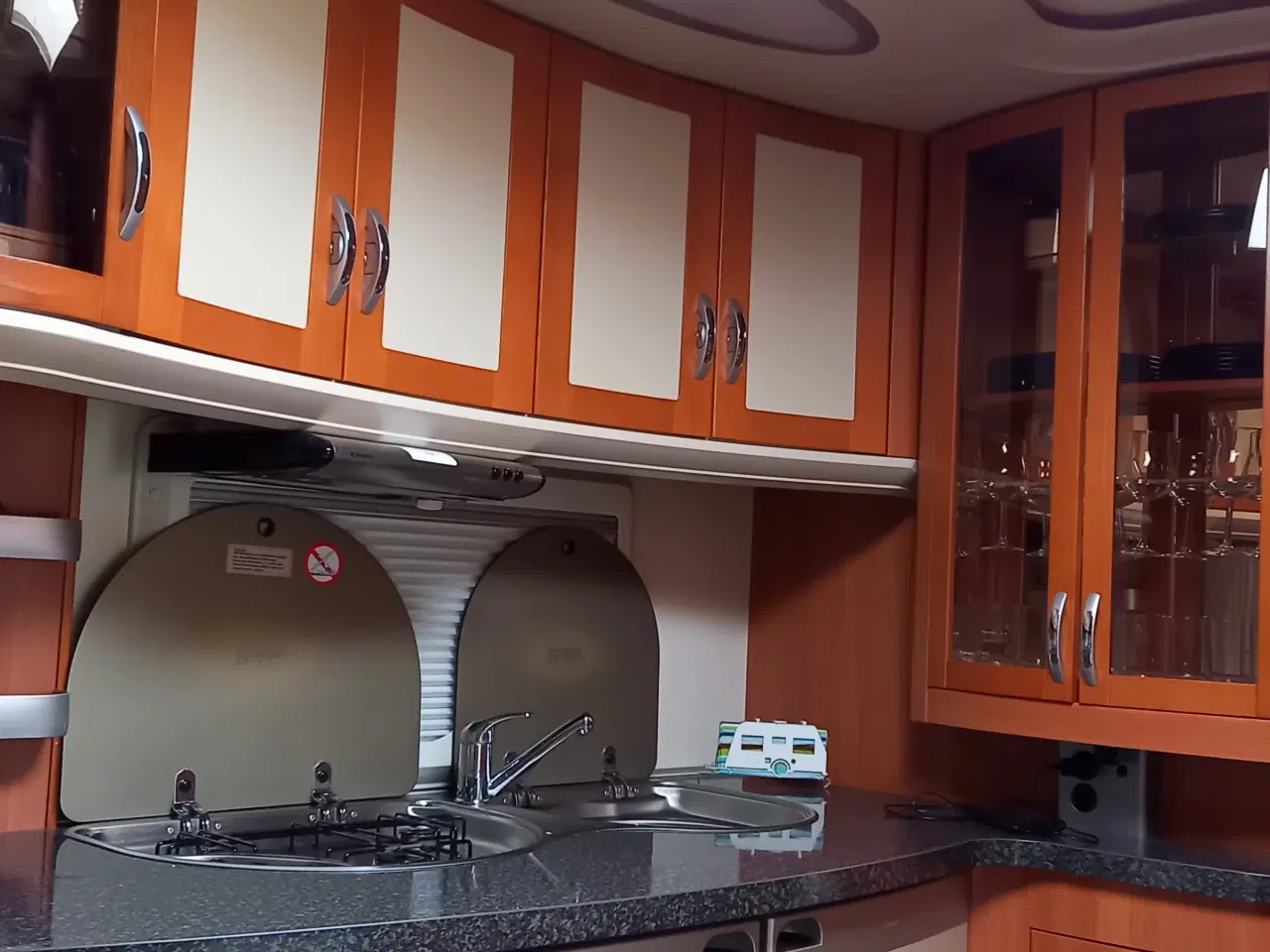 Billede 7 - Velholdt Hobby prestige 495 UFE klar til ferie