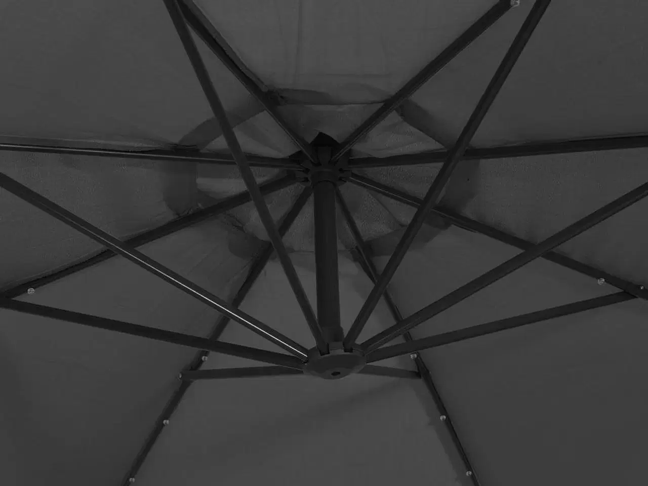 Billede 9 - Hængeparasol med LED-lys og stålstang 300 cm antracitgrå