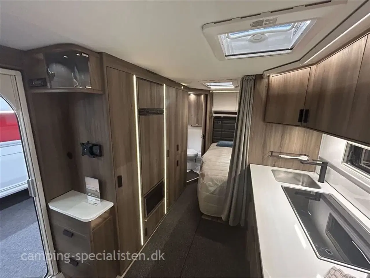 Billede 3 - 2026 - Kabe Smaragd XL/KS PREMIUM LINE   Kabe smaragd Premium Line  520 XL/KS model 2026 kan snart ses hos Camping-Specialisten.dk