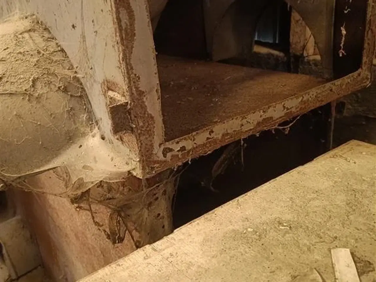 Billede 4 - - - - Hovedkanal ca. 7,4 m flytbar