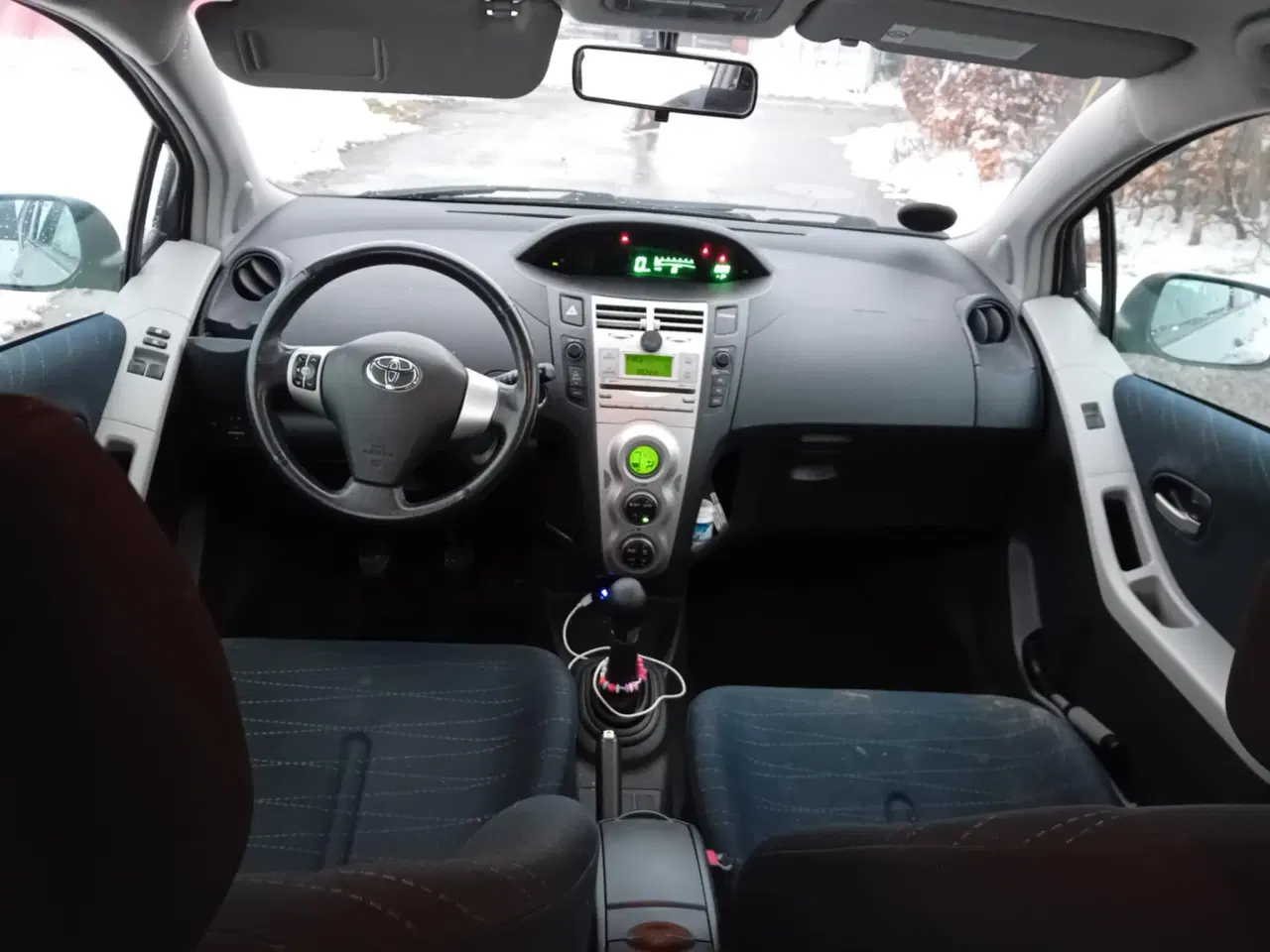 Billede 6 - toyota yaris 1.3 5 dørs 2 ejers LAV KM 