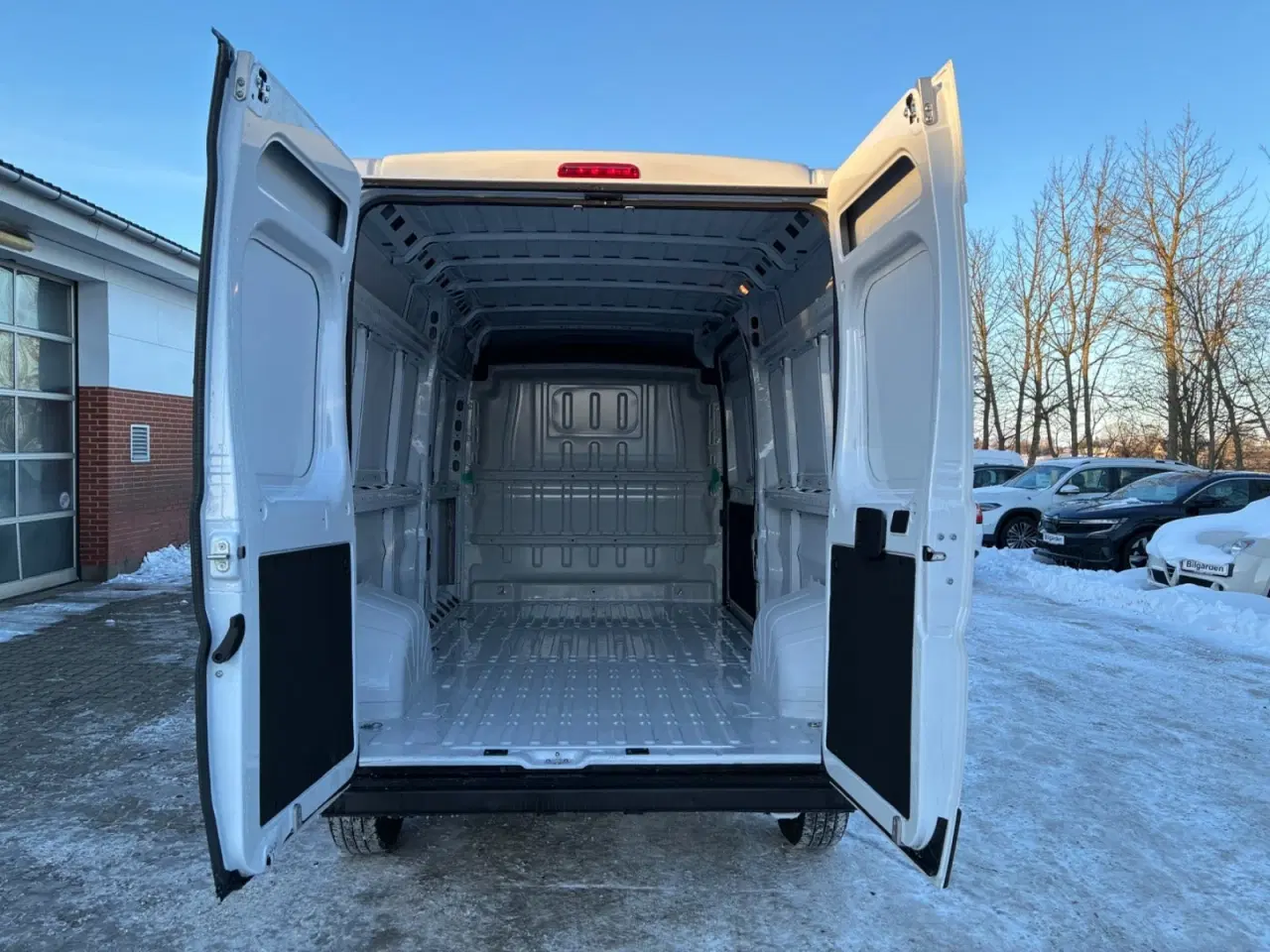 Billede 5 - Peugeot e-Boxer 435 110 L3H2 Premium