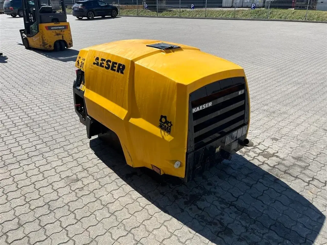 Billede 7 - Kaeser M 31 Brugt 3,1m3 mobil kompressor på ski