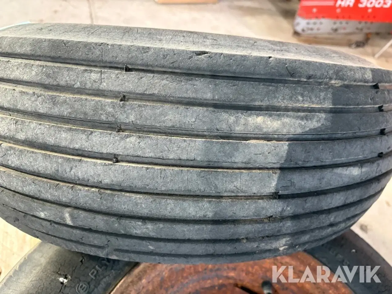 Billede 11 - landbrugs-/industridæk  B.F. Goodrich  2 styk