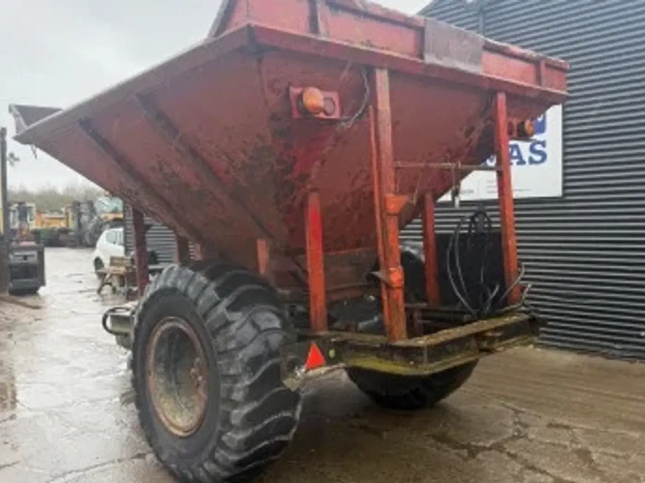 Billede 2 - Båndvogn