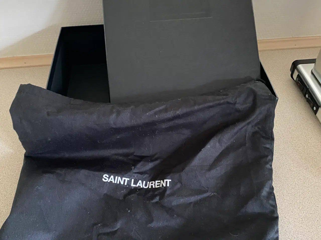 Billede 4 - Yves Saint Laurent taske