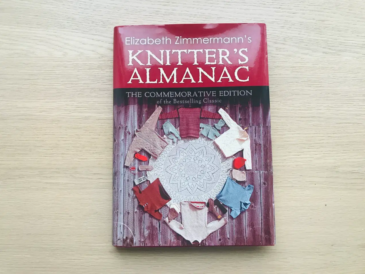 Billede 1 - Knitter's Almanac af Elizabeth Zimmermann